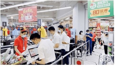 即日起,深圳超市门店经营场所范围内暂停堂食服务